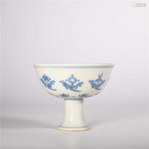 Chenghua blue and white Goblet of Ming Dynasty