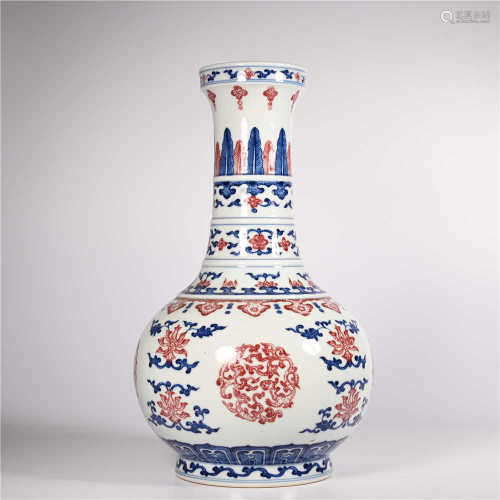 Qing Dynasty Qianlong blue and white underglaze red bottle