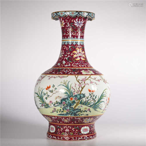 Qing Dynasty Qianlong famille rose vase