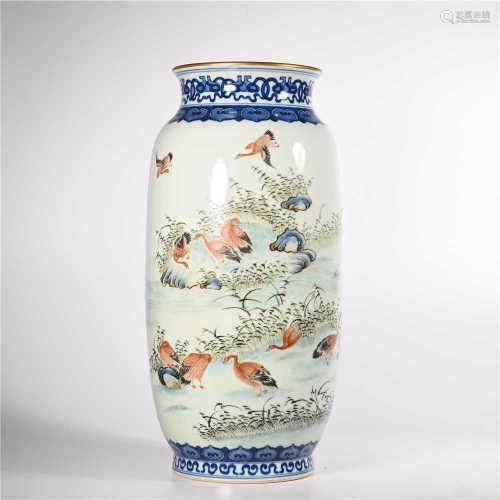 Qing Dynasty Qianlong pink lantern bottle