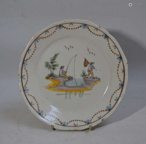 NEVERS Assiette ronde en faïence à décor polychrom…