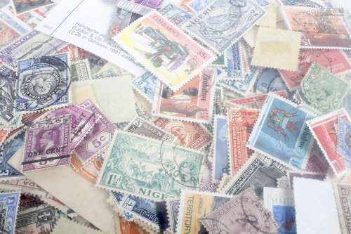 A Collector's Clearance packet of Commonwealth stamps.