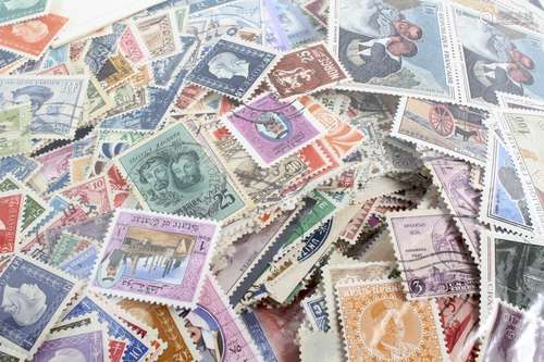 A packet of World stamps, mostly Europe, some mint,