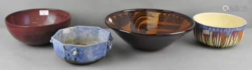 A collection of four ceramic and pottery planters and bowls, to include a Nicholas Hillyard example,