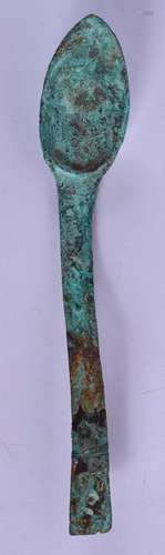 AN EARLY CONTINENTAL ANTIQUITY BRONZE ALLOY SPOON. 18 cm long.