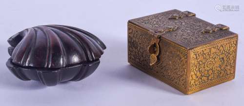 AN EARLY 19TH CENTURY ACANTHUS SHELL TREEN SNUFF BOX together with a Middle Eastern brass box. Large