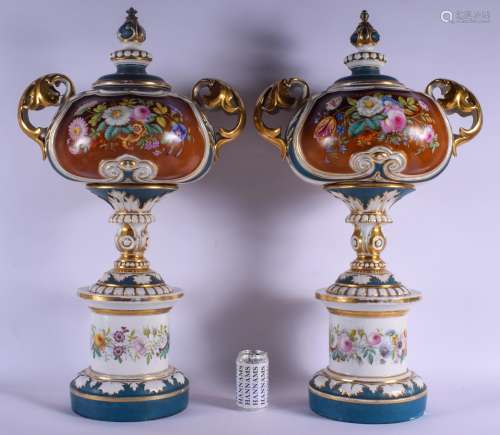 A VERY LARGE PAIR OF 19TH CENTURY FRENCH PARIS PORCELAIN HANDLED VASES possibly from an exhibition,