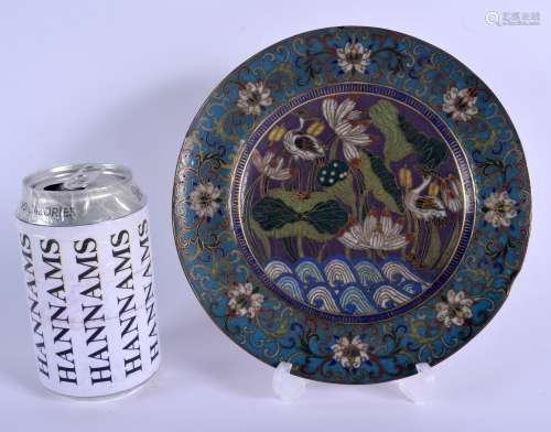 A VERY RARE 17TH/18TH CENTURY CHINESE CLOISONNE ENAMEL DISH Ming/Qing, decorated with two opposing b
