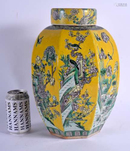A 19TH CENTURY CHINESE FAMILLE VERTE PORCELAIN GINGER JAR AND COVER painted with birds upon a rich y