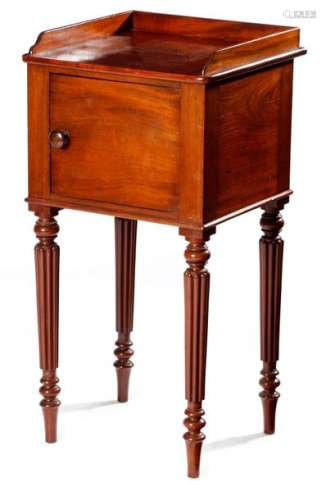 A GEORGE IV MAHOGANY BEDSIDE CUPBOARD BY GILLOWS C…