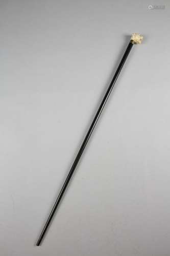 Λ A LATE VICTORIAN IVORY HANDLED WALKING CANE C.18…