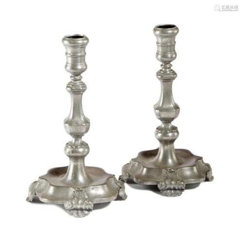 A PAIR OF 18TH CENTURY DUTCH PEWTER CANDLESTICKS C…