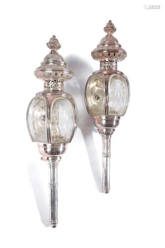 A PAIR OF VICTORIAN SILVER PLATED CARRIAGE LAMPS C…