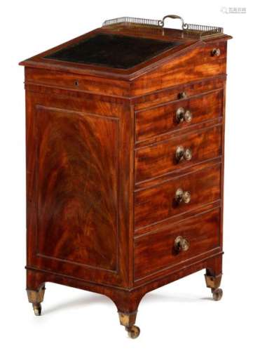 A SMALL GEORGE IV MAHOGANY DAVENPORT ATTRIBUTED TO…