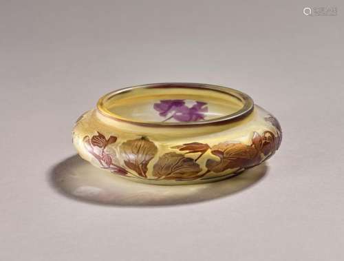 Emile GALLE (1846 1904) Coupe en verre soufflé mul…