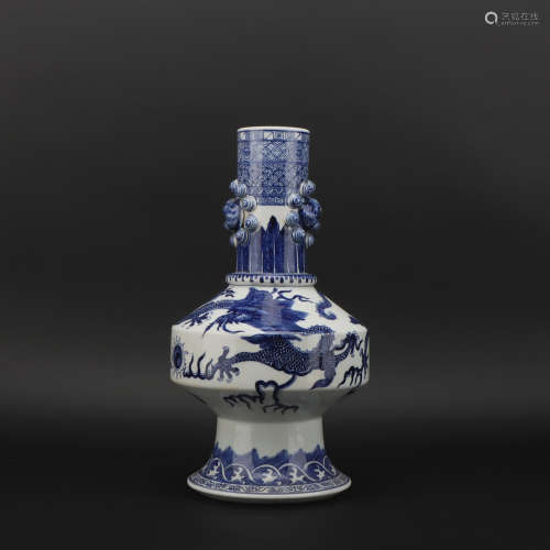 A blue and white 'dragon' vase