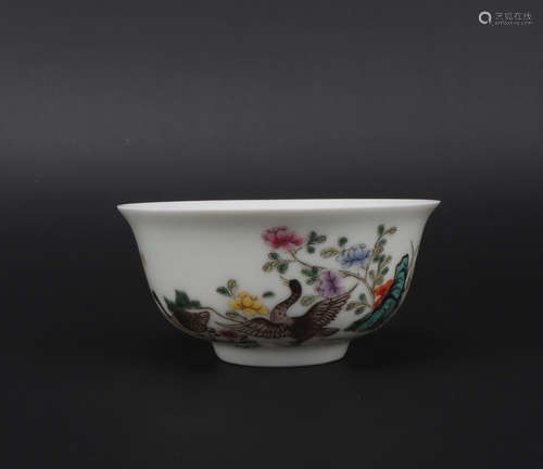 A famille-rose 'birds' bowl