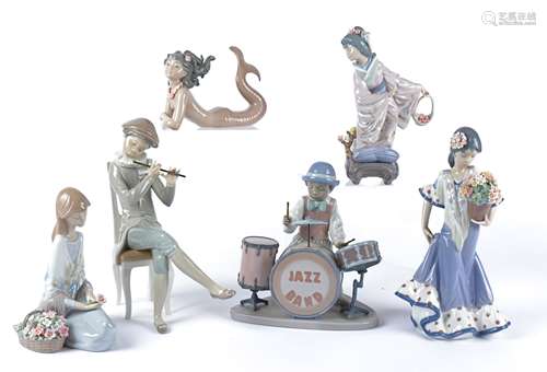 Six Spanish Lladro porcelain figures, the Jazz Band, 19cm x 18.5cm, the base with printed numerals