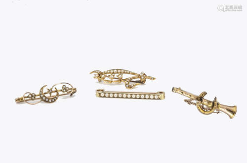 An Edwardian 15ct gold and seed pearl bar brooch, 2.8g together with an Edwardian seed pearl and