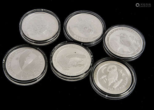 Six antipodean modern silver 1oz fine silver coins, including three Australian, a 2014 Saltwater