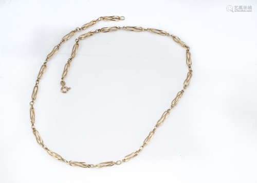 A 9ct gold necklace, comprising ovoid twisted links with barrel snap clasp, 50cm, 9.6g