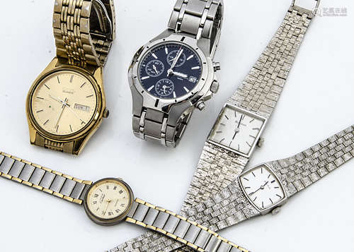 A c1980s Seiko Quartz gilt gentleman's wristwatch, together with a modern Lorus, and three other