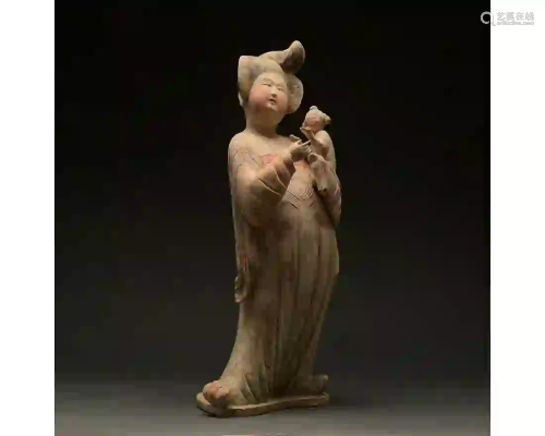 BEAUTIFUL TANG DYNASTY POTTERY FAT LADY- TL TESTED