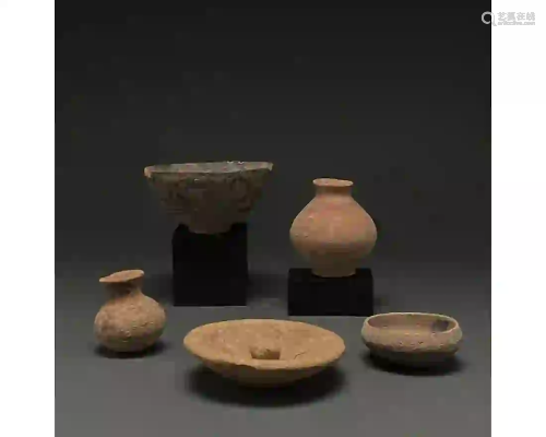 COLLECTION OF 5 INDUS VALLEY VESSELS