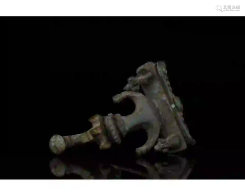 ROMAN BRONZE BOW BROOCH WITH DUCKS