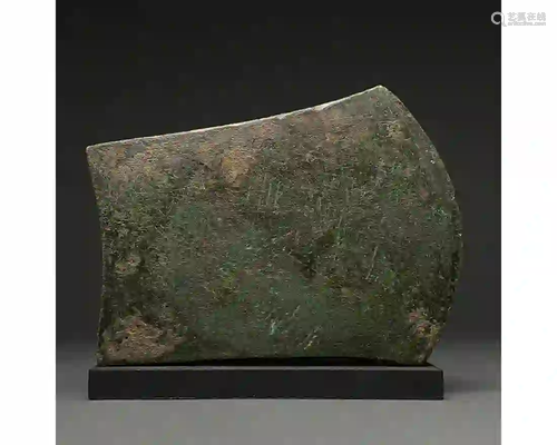 LARGE EARLY BRONZE AGE COPPER FLAT AXE