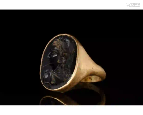 RARE ROMAN INTAGLIO RING WITH ALEXANDER III THE GREAT -