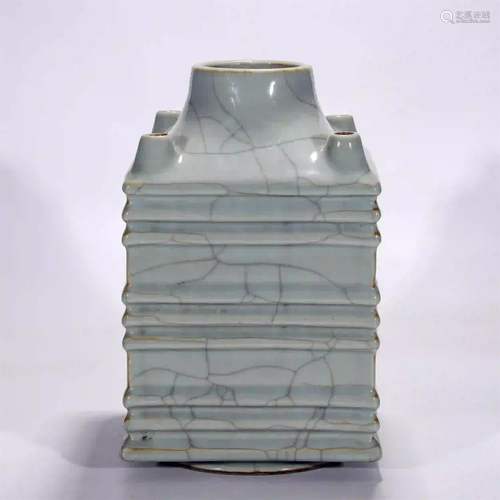 CHINESE CRACKED GLAZE PORCELAIN FIVE TUBES SQUARE VASE