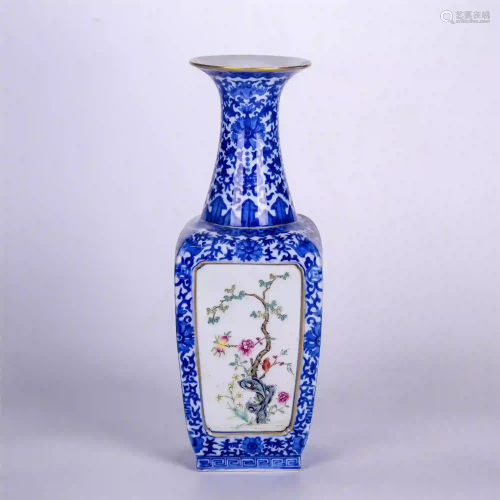 CHINESE BLUE AND WHITE FAMILLE ROSE FLOWER PATTERN VASE