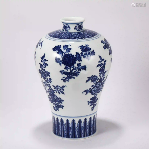 CHINESE BLUE AND WHITE FLOWER PATTERN PORCELAIN MEIPI…
