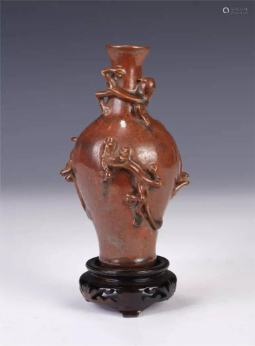 A CHINESE RED AND GLAZE DRAGON VASE