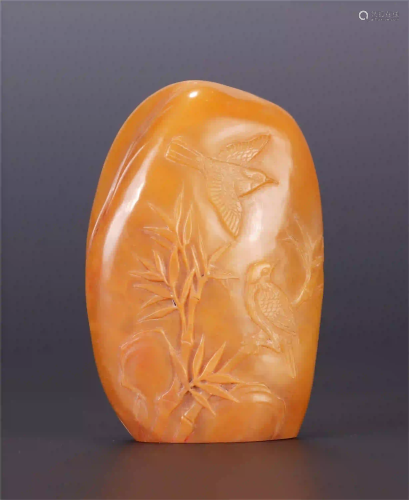 A CHINESE TIANHUANG CARVED BIRDS AND BAMBOO SEAL