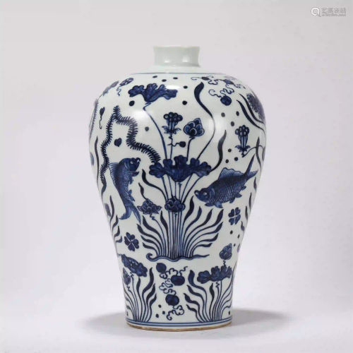 CHINESE BLUE AND WHITE FLOWER AND FISH PATTERN