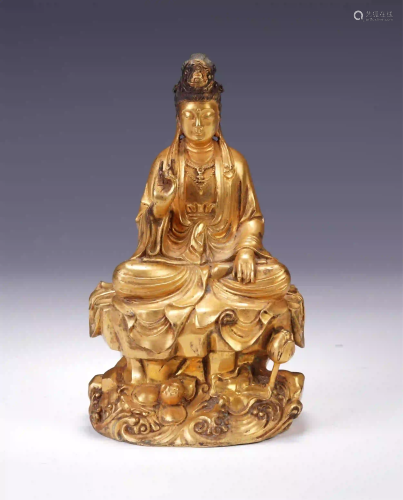 CHINESE GILT BRONZE GUANYIN SEATED STATUE
