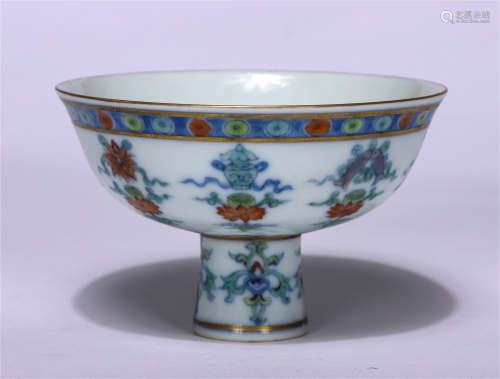 CHINESE BLUE & WHITE DOUCAI  PATTERNS HIGH-FOOTED BOWL, CRAKCED