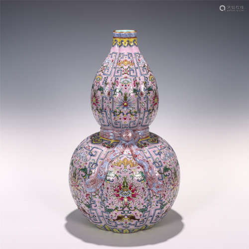 CHINESE PINK GROUND FAMILLE ROSE PATTERNS GOURD SHAPE VASE