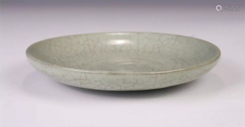 A CHINESE GE GLAZED PLATE