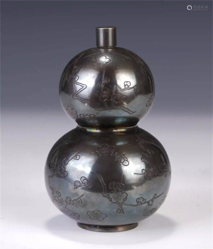 A CHINESE PURE SILVER CARVED PLUM BLOSSOM GOURD VA…