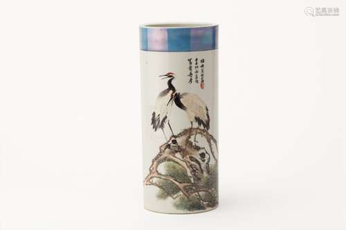 A CHINESE PORCELAIN CYLINDER VASE