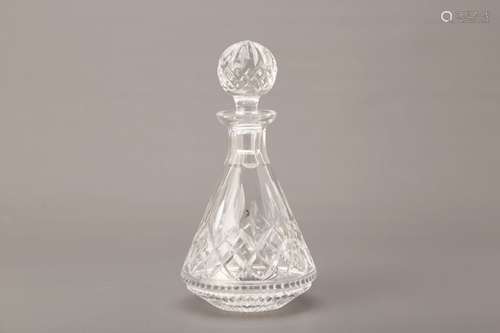 A CRYSTAL CUT GLASS DECANTER