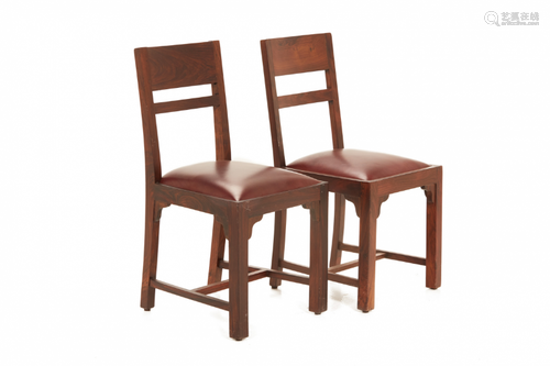 A PAIR OF ROSEWOOD SIDE CHAIRS