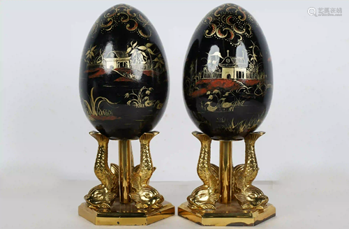 PAIR OF CHINOISERIE GARNITURES