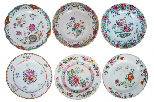COLLECTION OF CHINESE EXPORT PORCELAIN PLATES