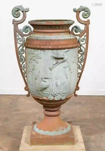 19TH C. AESTHETIC MOVEMENT CAST IRON GARDEN URN