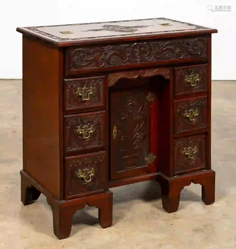 19TH C. GEORGIAN STYLE CARVED KNEEHOLE DESK