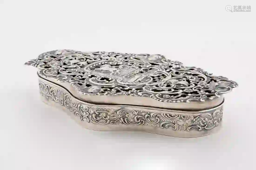 ENGLISH STERLING BRIDAL POTPOURRI BOX, 1906